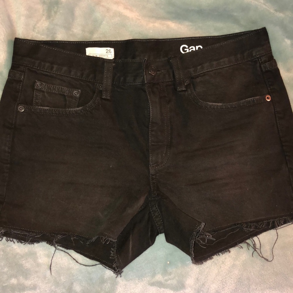 Black Gap short size 26